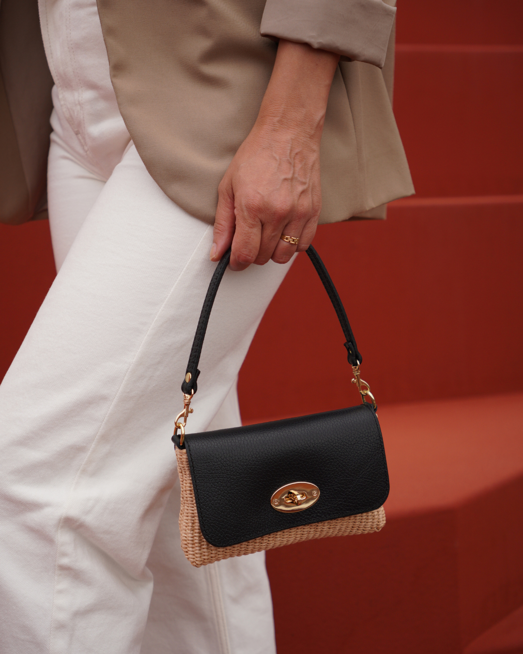 Handtas Ella – Raffia & Leer – Zwart