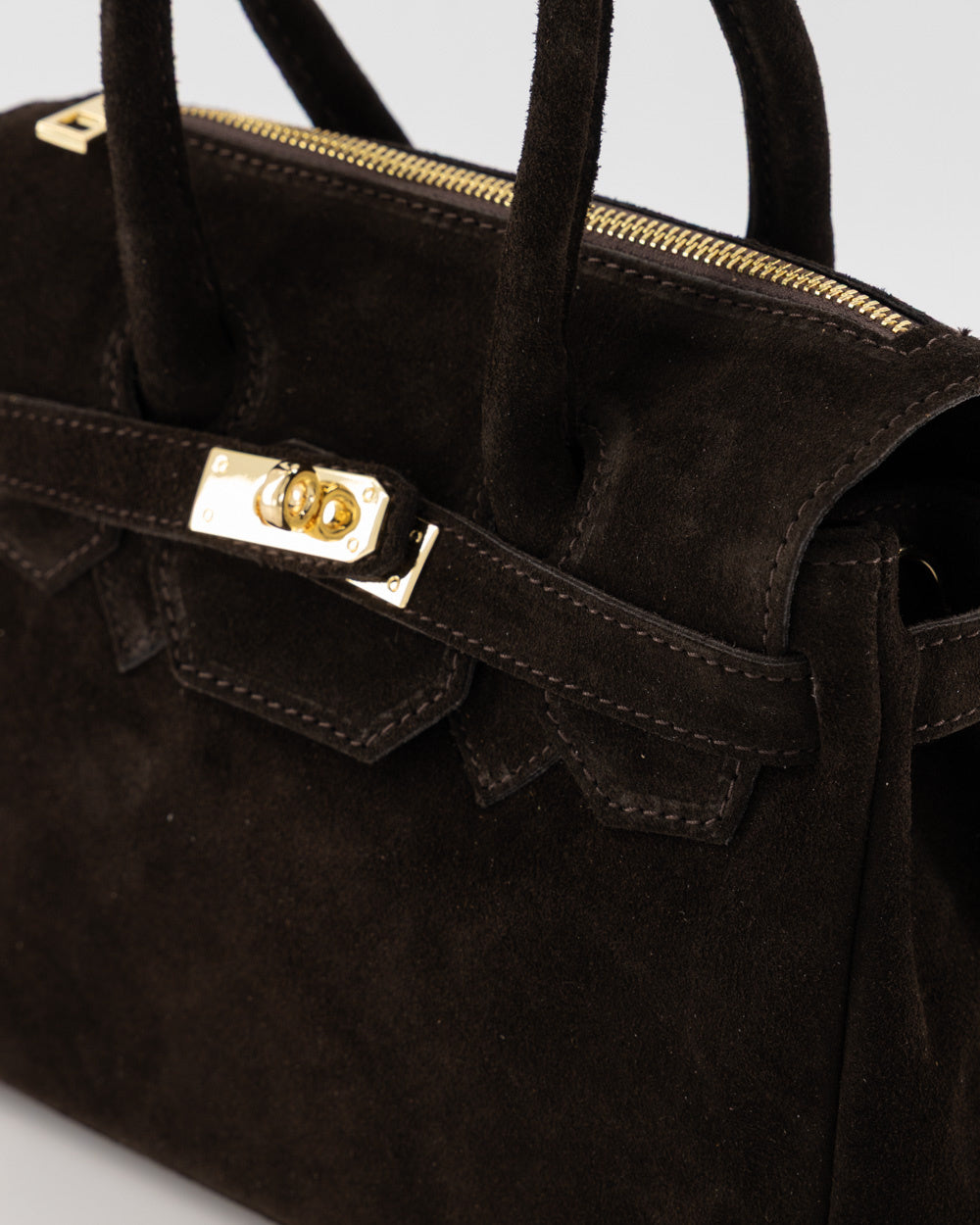 Sofia medium suede