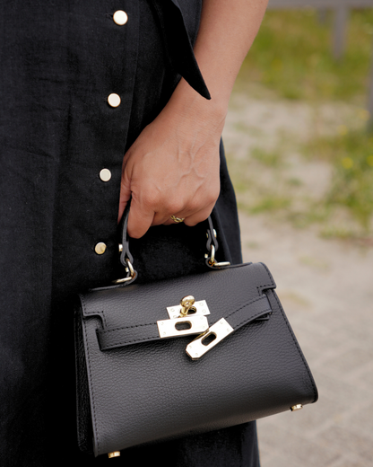 Kelly Zwarte Leren Crossbodytas Met Gouden Details