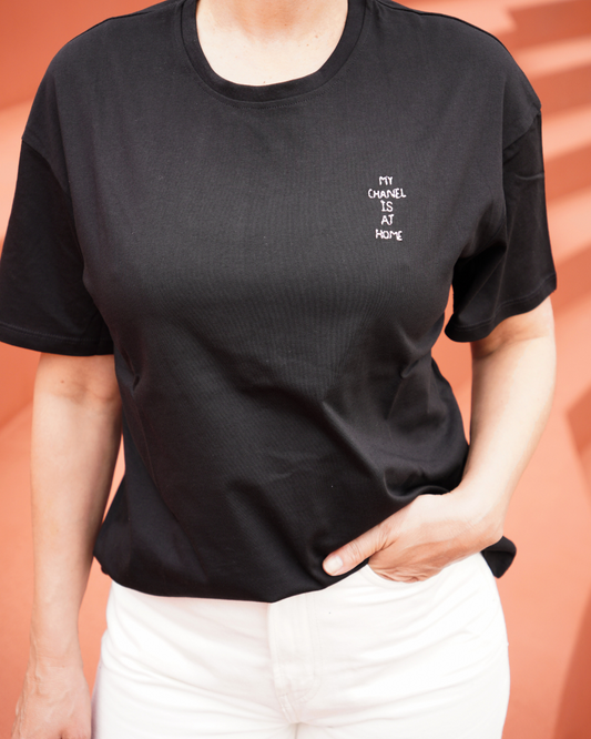 T-shirt "My Chanel Is At Home"