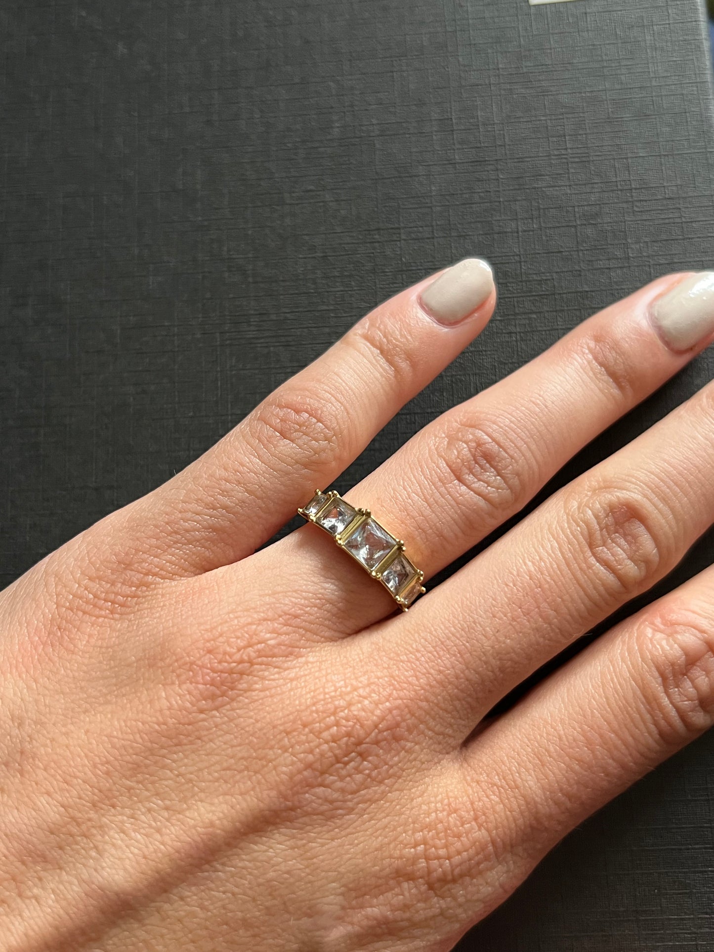 Verstelbare ring