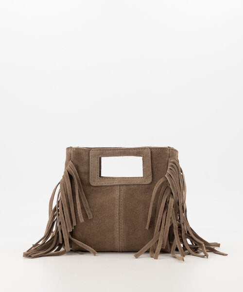 Sylvie – Taupe Suède Handtas met Franjes en Goudkleurige Details